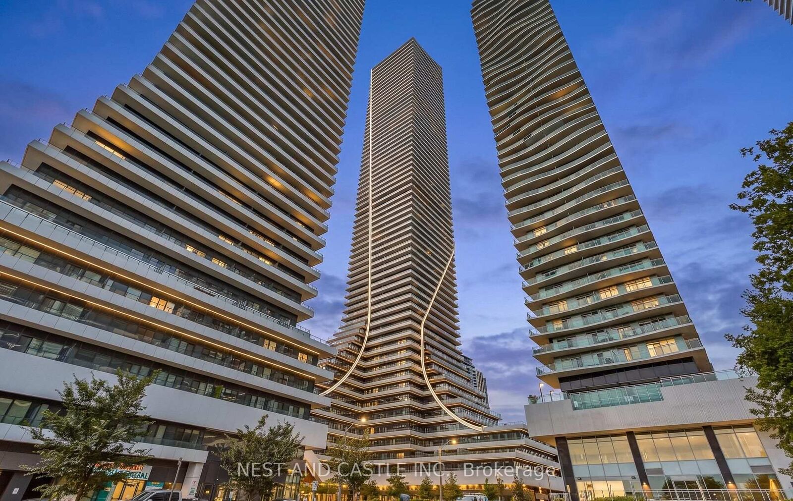 Property Photo:  