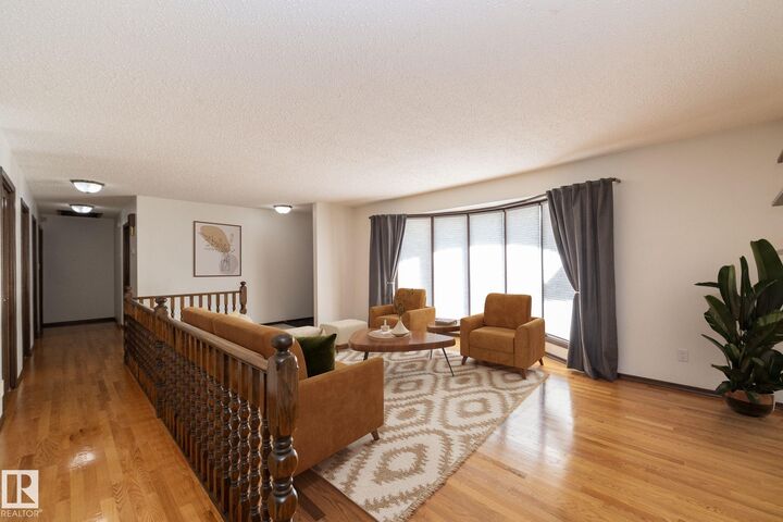 Property Photo:  18412 82 Avenue NW  AB T5T 3K4 