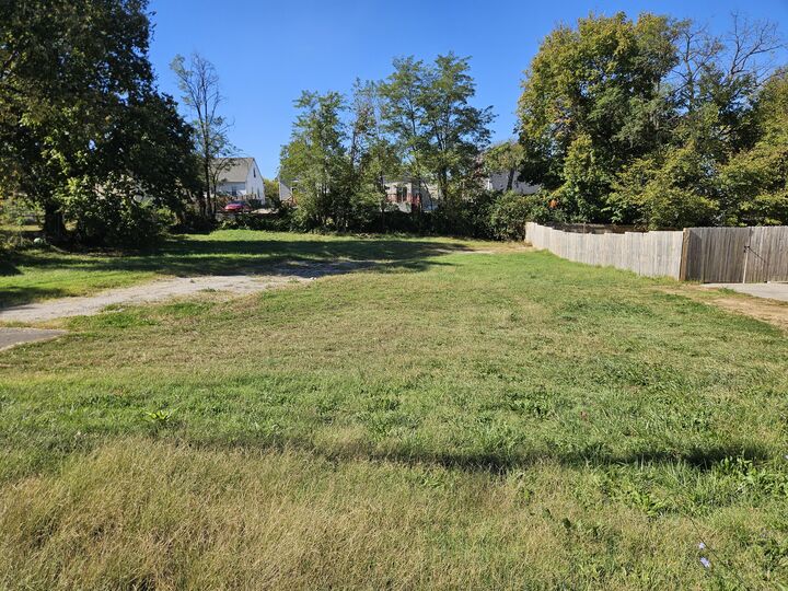 Property Photo: 824 E Loudon Avenue KY 40505
