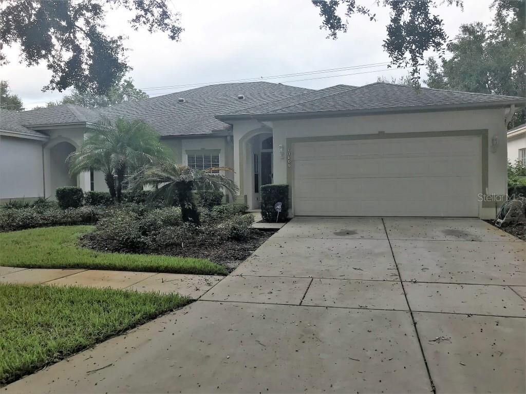 Property Photo: 10409 Mulligan Court FL 33647