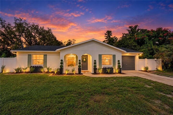 Property Photo: 12989 Linden Drive FL 34609