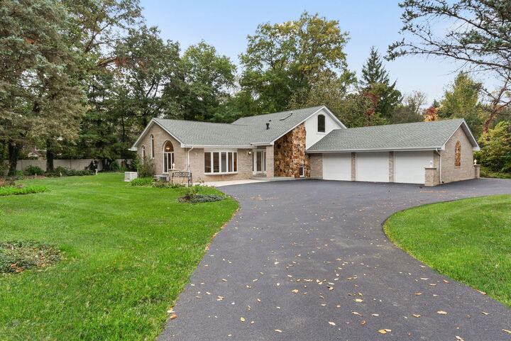 Property Photo: 13624 Pheasant Circle IL 60491