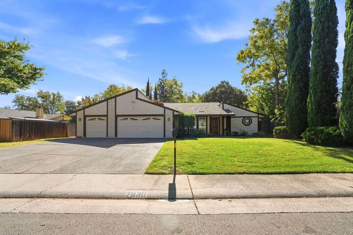 Property Photo:  7830 Meadowriver Way  CA 95610 