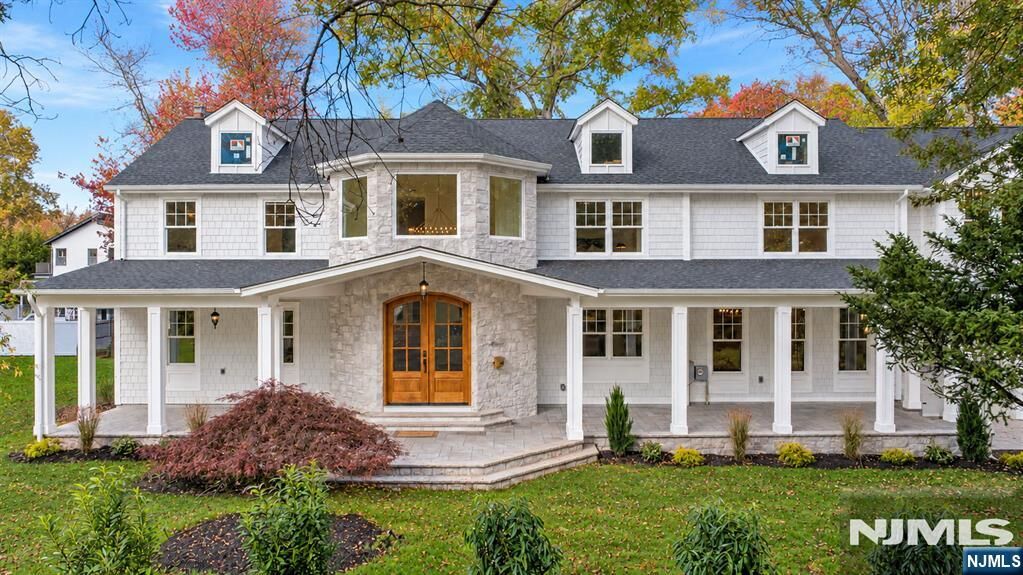 Property Photo:  115 Morris Avenue  NJ 07641 