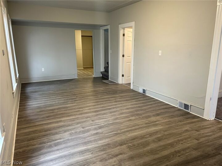 Property Photo:  823 W 21st Street  OH 44052 