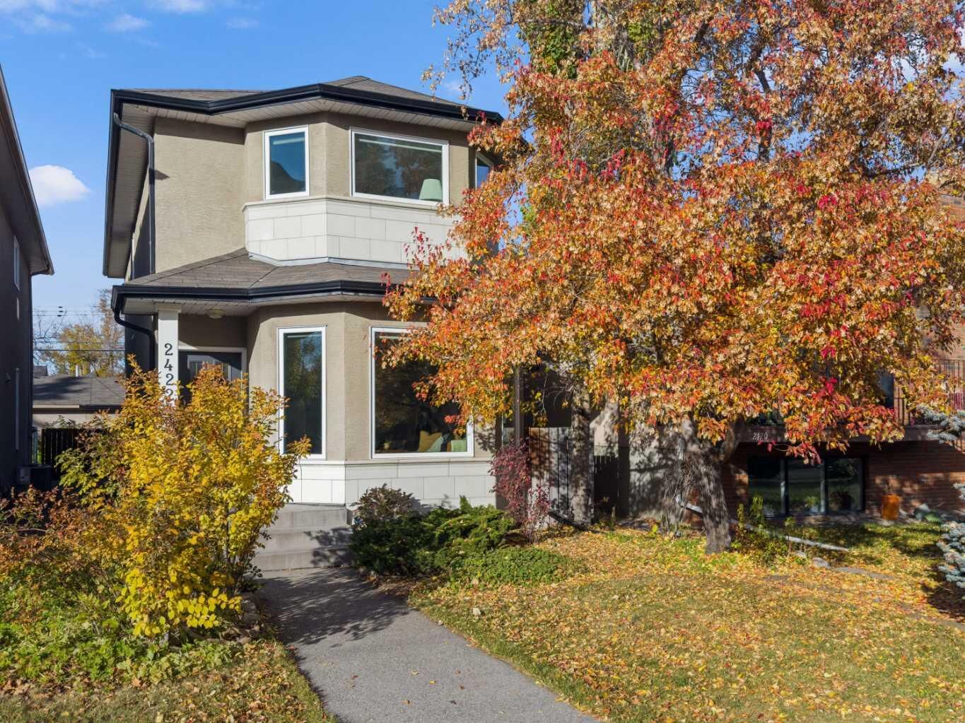 Property Photo:  2422 3 Avenue NW  AB T2N 0L1 