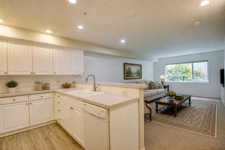 Property Photo: 12034 15th Avenue NE 208 WA 98125