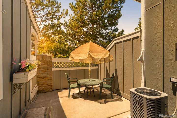 Property Photo: 903 S Fairplay Street CO 80012
