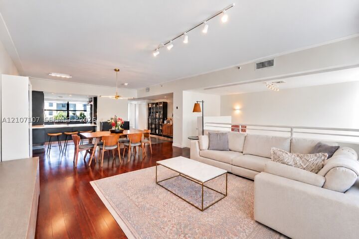 Property Photo:  416 Poinciana Dr 1722  FL 33160 