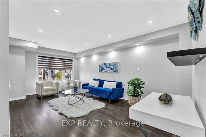 Property Photo:  94 Crafter Crescent  ON L8J 2V5 
