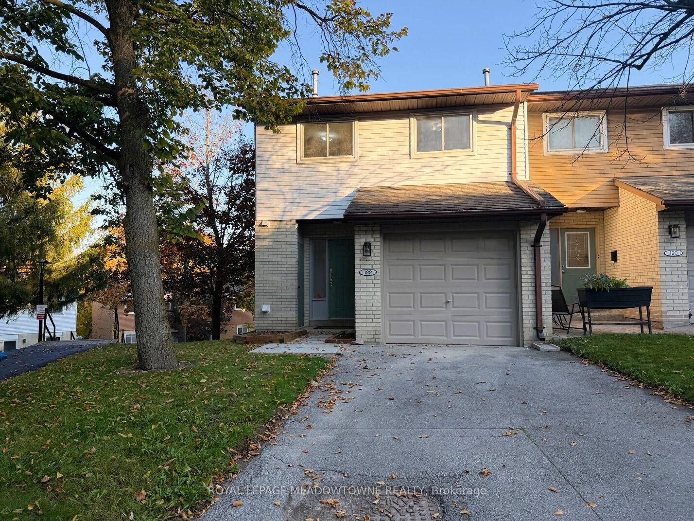 Property Photo: 122 Lynden Circle ON L7G 4Y8