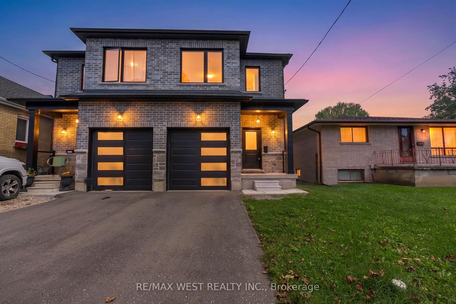 Property Photo:  131 Guelph Street  ON L1H 6H8 