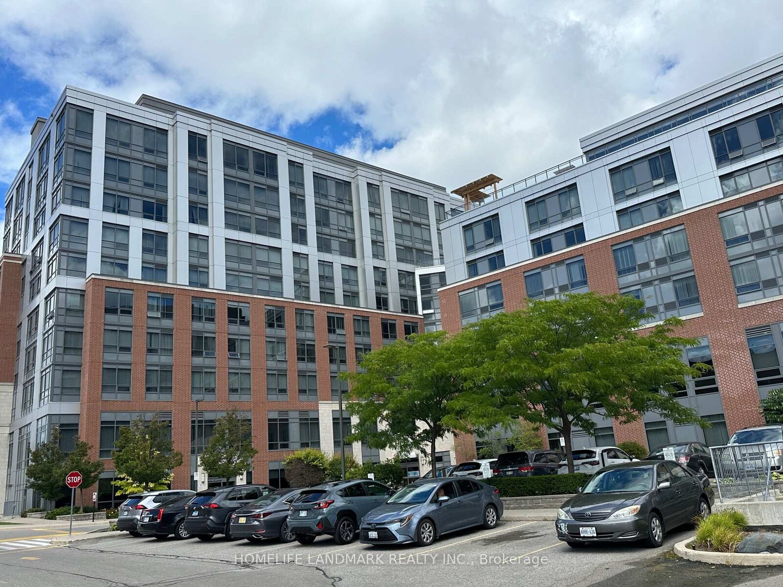 Property Photo:  11211 Yonge Street 386  ON L4S 0E9 