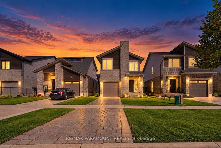 Property Photo:  639 Blackacres Boulevard  ON N6G 0V2 