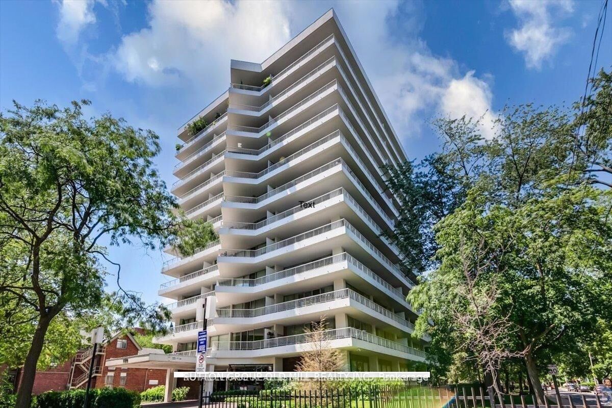 Property Photo:  190 St George Street 803  ON M5R 2N4 