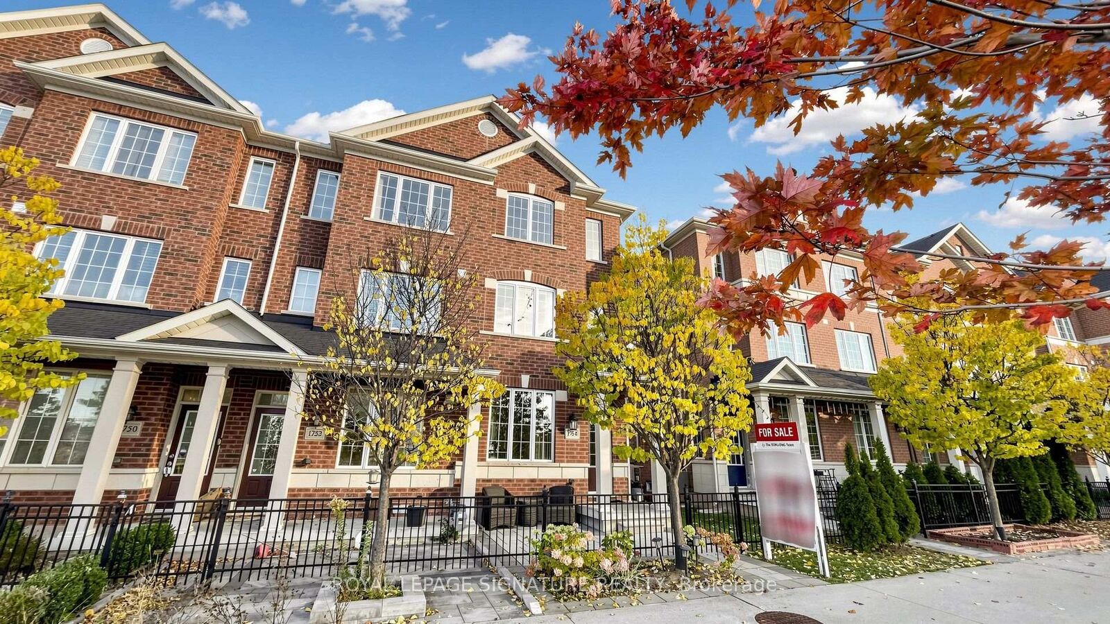 Property Photo:  1754 Donald Cousens Parkway  ON L6B 0V5 