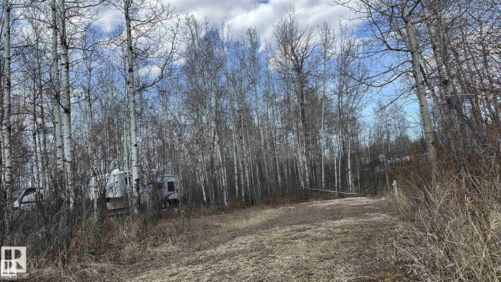Property Photo:  5519 Twp Rd 550  AB T0E 0L0 