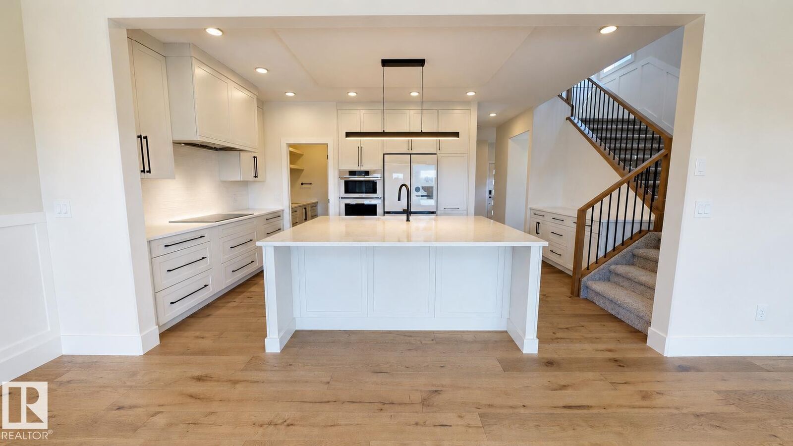 Property Photo:  51 Grassview Crescent  AB T7X 3G1 