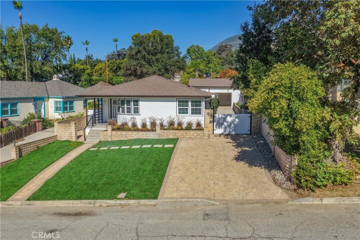 Property Photo: 949 Dolores CA 91001