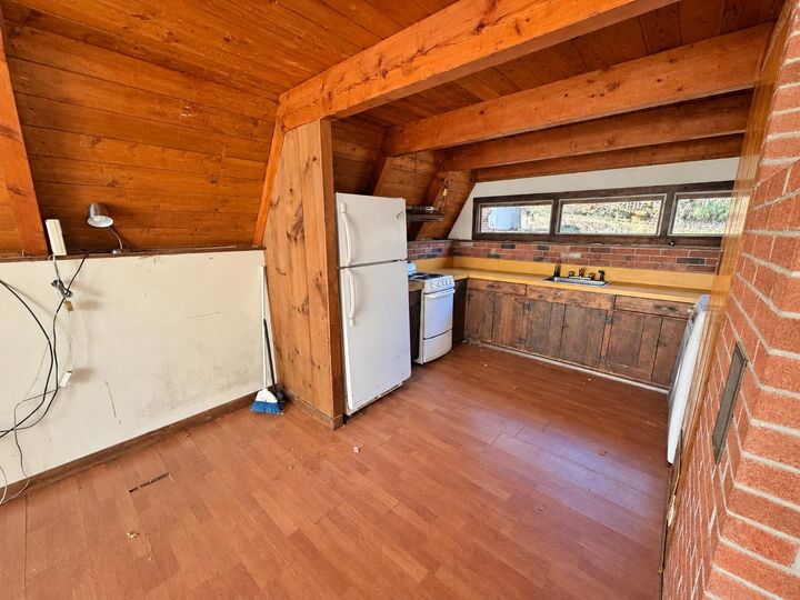 Property Photo: 32 Millers Run NH 03574
