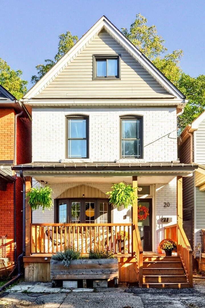 Property Photo:  20 Belview Avenue  ON L8L 7K5 