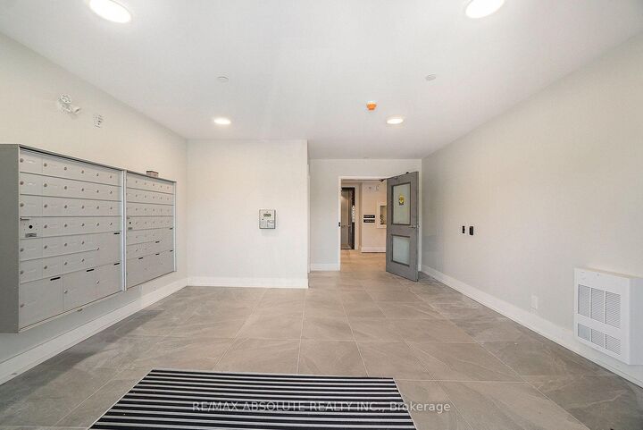 Property Photo:  12B Thomas Street N 214  ON K7S 2J1 