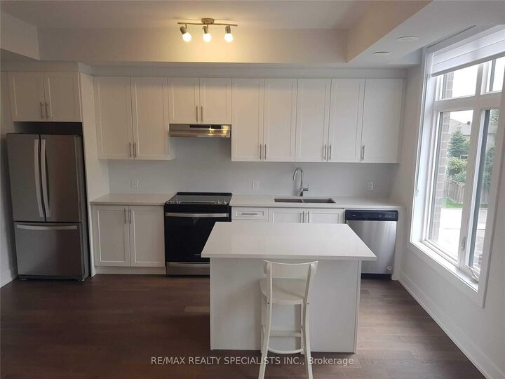 Property Photo:  9560 Islington Avenue 205  ON L4L 1A7 