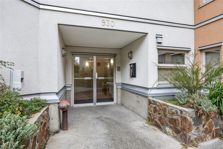 Property Photo:  930 North Park St #104  BC V8T 1C6 