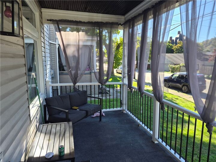 Property Photo:  1407 4th Ave  PA 15066 