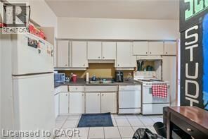 Property Photo: 139 Balsam Avenue South ON L8M 3B6
