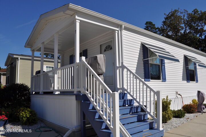 Property Photo:  7 Fox Street  NJ 08759 