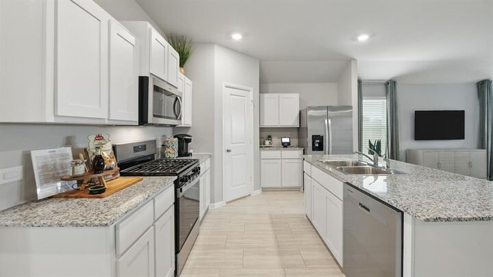 Property Photo: 928 Traction Trail TX 76031
