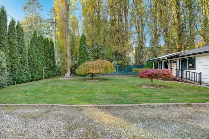 Property Photo: 1405 SE Pine Road WA 98367