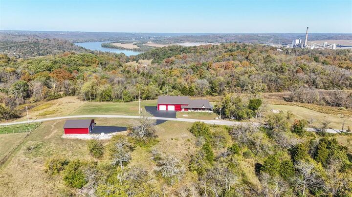 Property Photo:  13918 Evans Hill Road  IN 47038 