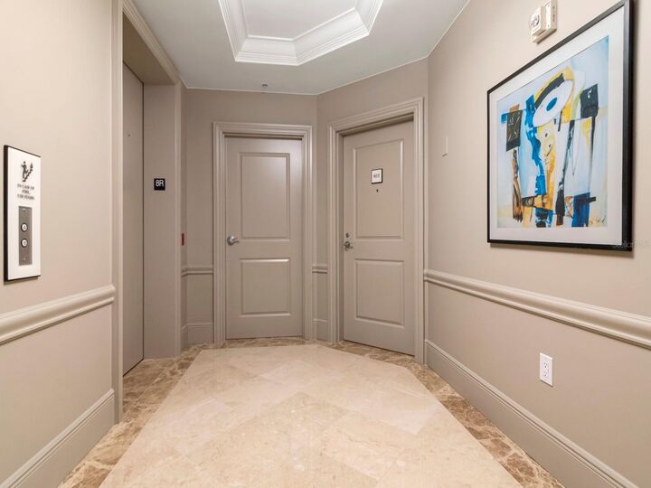 Property Photo: 450 Knights Run Avenue 803 FL 33602