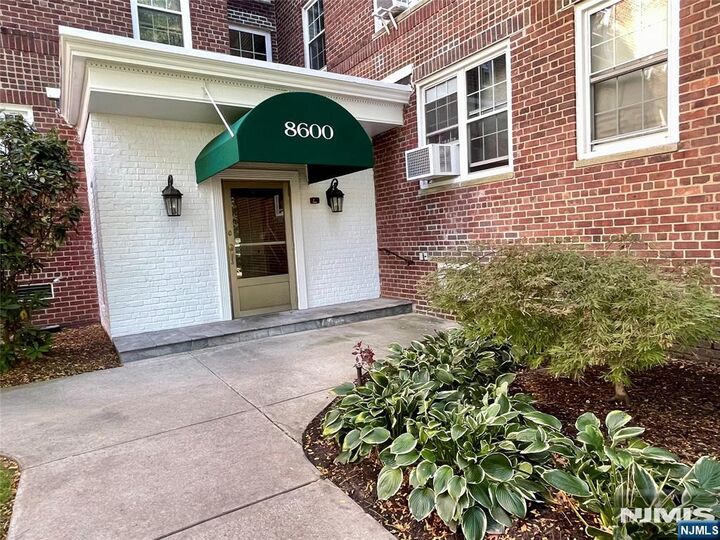 Property Photo: 8600 Jfk Blvd E 1G NJ 07047