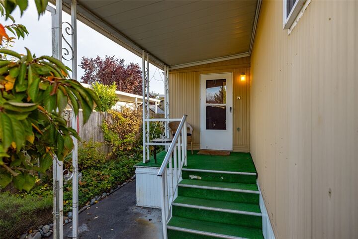 Property Photo: 701 S Main Street 14 WA 98239