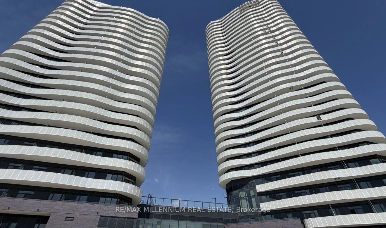 Property Photo:  6 Flavelle Trail 1211  ON L4L 0M8 