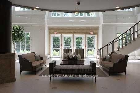 Property Photo: 10 Bloorview Place 718 ON M2J 0B1