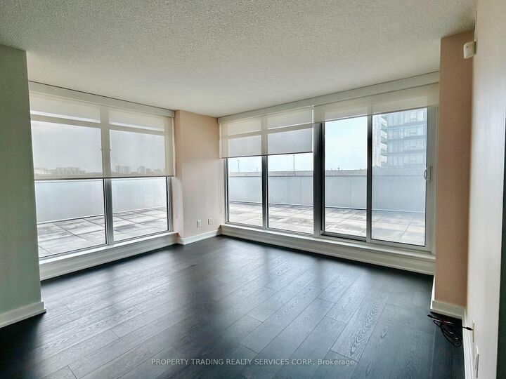 Property Photo:  72 Esther Shiner Boulevard 318  ON M2K 0C4 