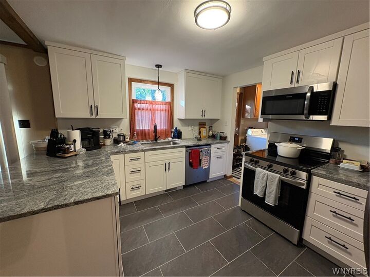 Property Photo: 426 Tryon Drive NY 14092