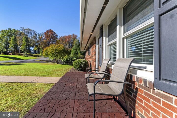 Property Photo:  236 Lesco Boulevard  VA 22701 
