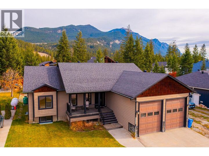 Property Photo:  1448 Hemlock Street  BC V0A 1H6 