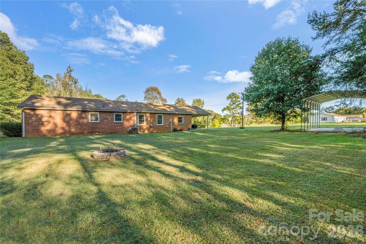 Property Photo:  1875 Davis Circle  SC 29710 