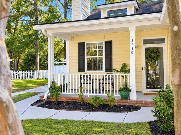 Property Photo:  1250 Falling Moss Drive  SC 29466 