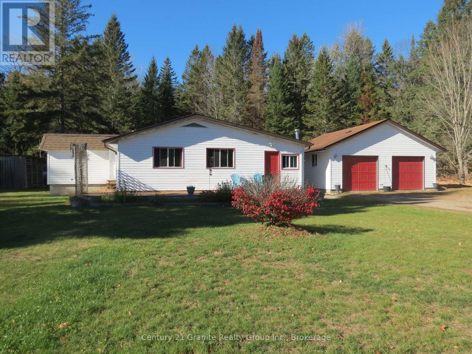 Property Photo:  1084 South Algonquin Road  ON K0L 1X0 