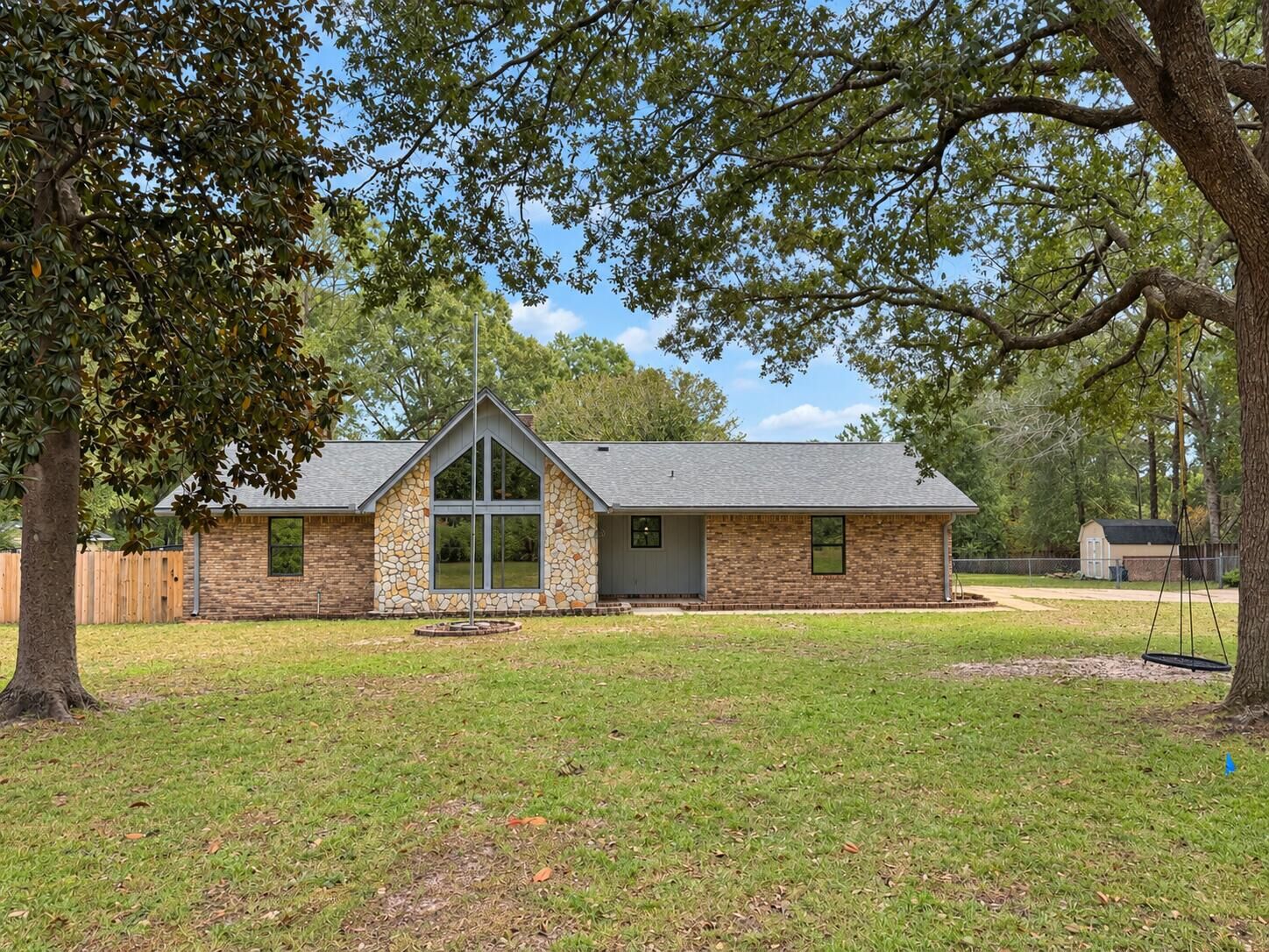 Property Photo:  6077 Terrace Lane  FL 32536 