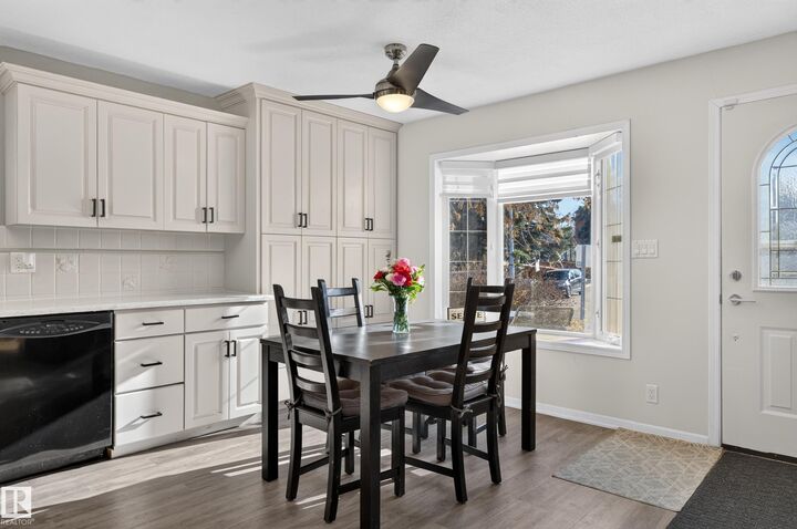 Property Photo:  43 Westlake Drive  AB T7X 1S7 