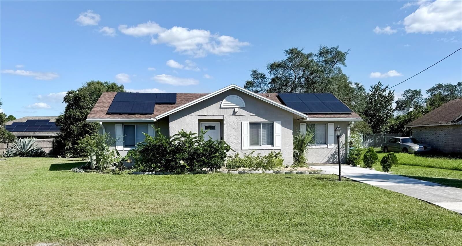 Property Photo:  713 Goldcoast Drive  FL 32725 