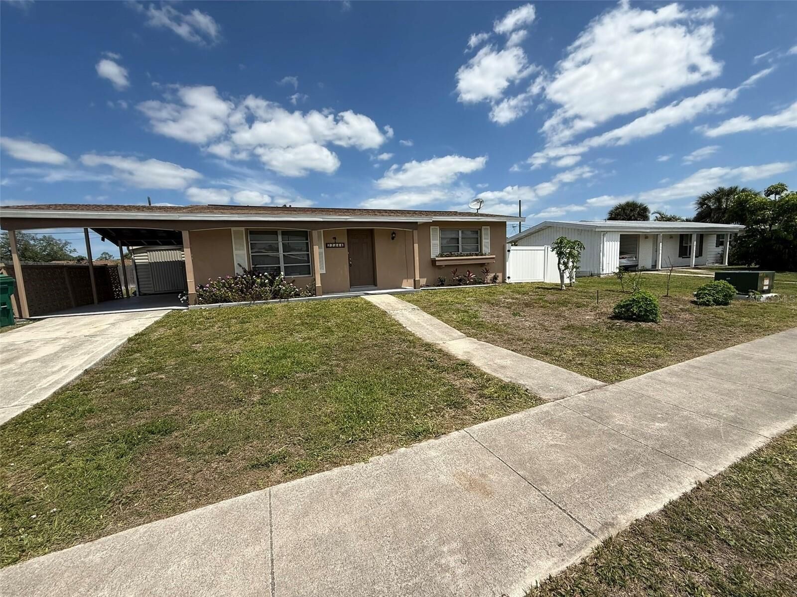 Property Photo:  22344 Lasalle Road  FL 33952 